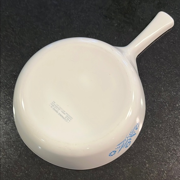 "Cornflower Blue" - 6.5" Menuette Pan/Skillet (P-83-B) with Lid (A-9-C) - Picture 8 of 11